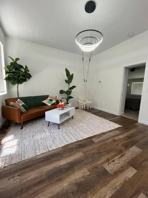 הוילה קובינגטון Luxury 2Br Within Walking Distance To Nightlife!! מראה חיצוני תמונה