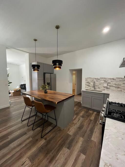 הוילה קובינגטון Luxury 2Br Within Walking Distance To Nightlife!! מראה חיצוני תמונה