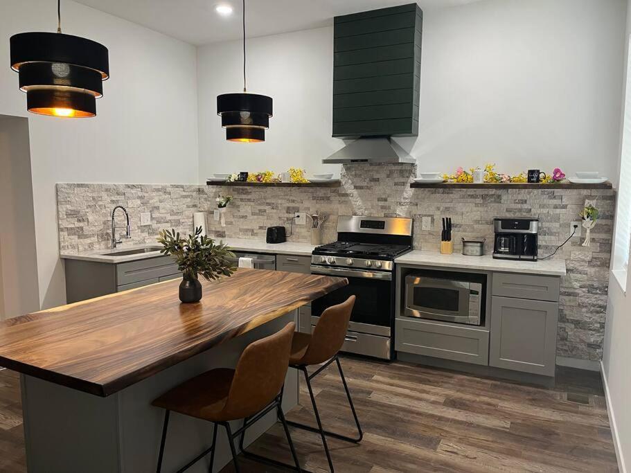 הוילה קובינגטון Luxury 2Br Within Walking Distance To Nightlife!! מראה חיצוני תמונה